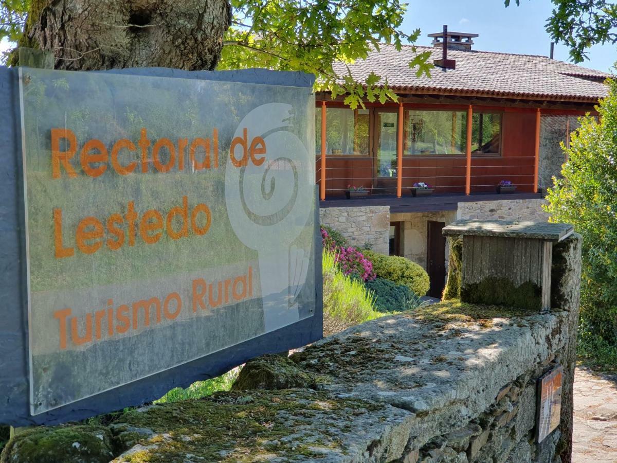 Rectoral De Lestedo Palas de Rei Eksteriør billede